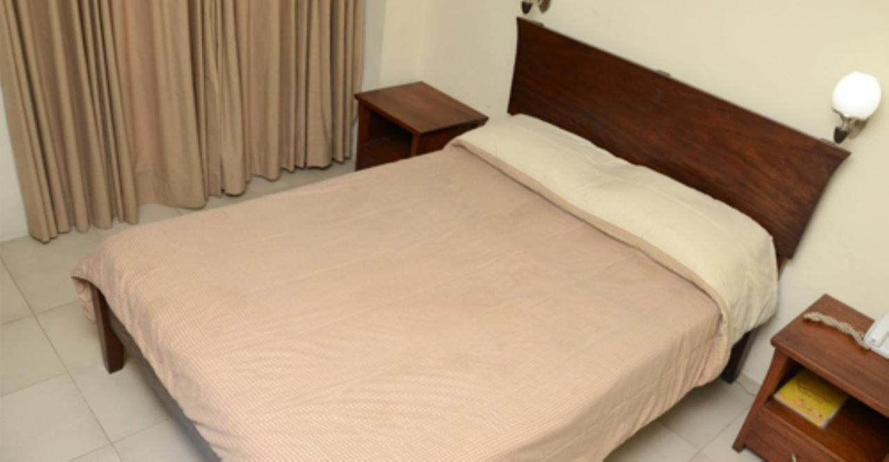 Isabel Suites Laoag Chambre photo